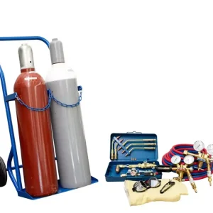 AUTOGEN-Komplett-Set KEK 17/10m - Set / 20 l bestehend aus:1Stk. Stahlflasche 20 lt54252 UN 1072 Sauerstoff,verdichtet Klasse 2, ADR1Stk. Stahlflasche 20 lt54262 UN 1001 Acetylen,gelöst Klasse 2, ADR*Beförderung ohne Überschreitung der in Unterabschnitt 1.1.3.6 festgesetzten Freigrenzen1 Stk.Stahlflaschenw. für 2x20 lt584051 Stk.Schweiss-Schneidekassette551651Stk.Brausekopfeinsatz 14-20 mm552001Stk.Sauerstoff-Druckminderer Flaschenanschluss G 3/4' RH/SW32551801 Stk.Azetylen-DruckmindererBügelanschluss 551821 Stk.Rückschlagsicherungfür Sauerstoff551841 Stk.Rückschlagsicherungfür Azetylen551861Stk.Zwillingsschlauch - Set 10m551751Stk.Schweissbrille kompl. DIN 5553771Stk. Bügelgasanzünder551981Stk.KEVLAR-Fäustling (hitzefest)55163 Super-Preis